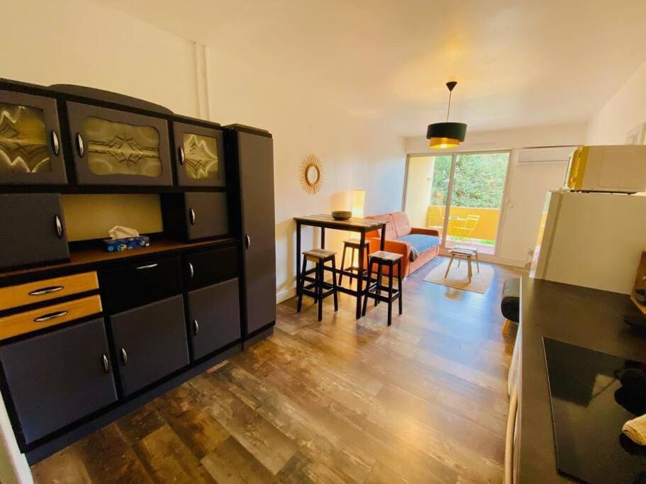 "Les Grangettes" Studio Climatise, Proche Plage Apartment Sete Ngoại thất bức ảnh